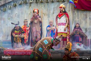 Inka at ceremony to Pachamama