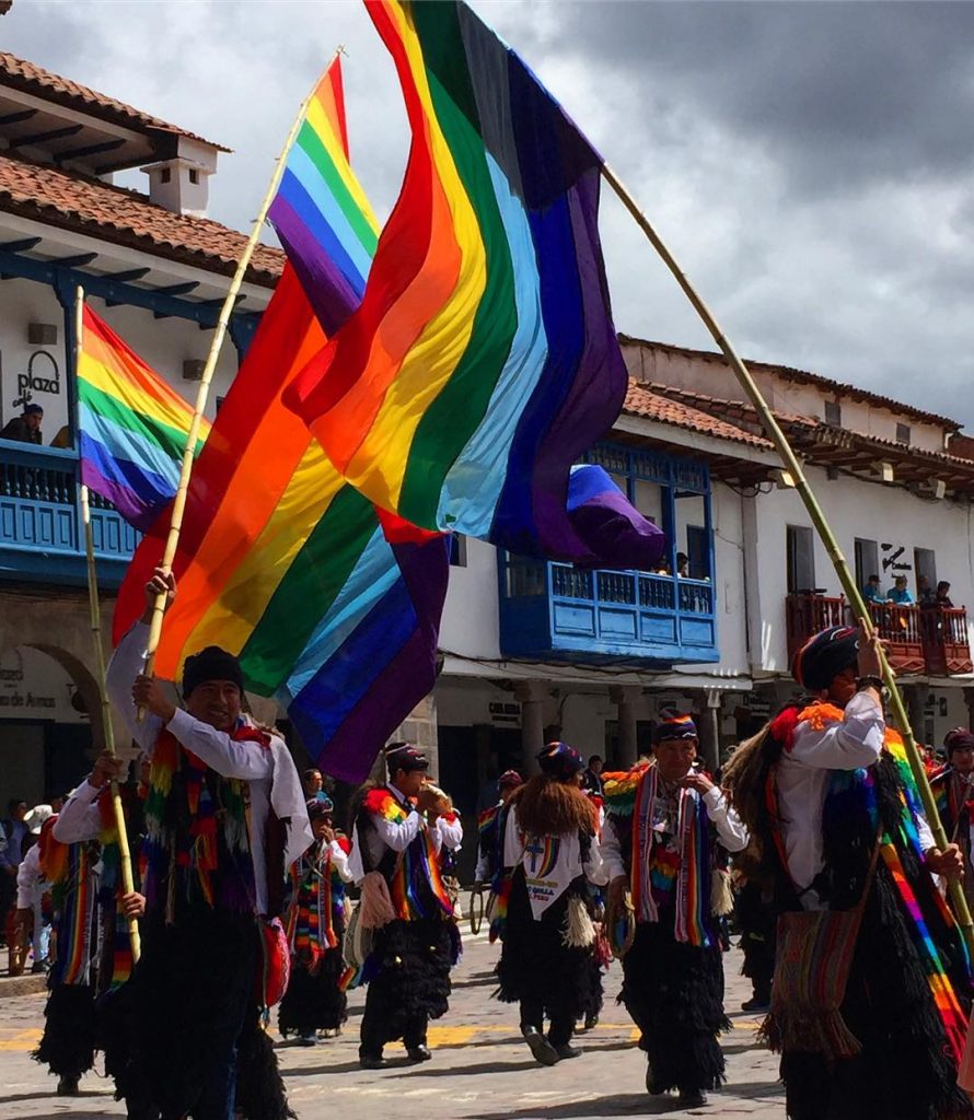 Pablitos of Tawantinsuyu nation using Cusquenian flag