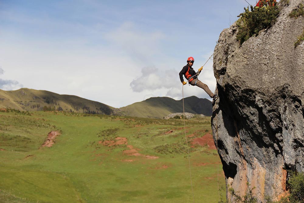 Good-way-relieve-stress-rock-climbing