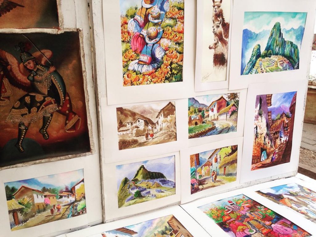 Selling-paintings-streetsouvenirs