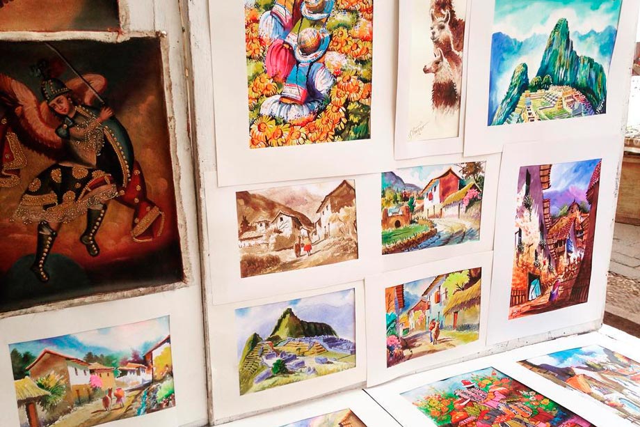 Many people selling their paintings on the street