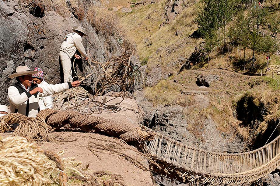 built queswachaka canas last inca bridge