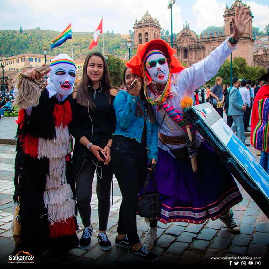 Respect the Local Culture, plaza de armas, traditions