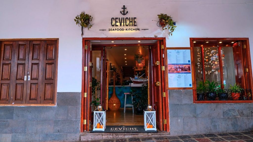 The restaurant is located in the main square of Cusco. The view is very nice in the afternoon.