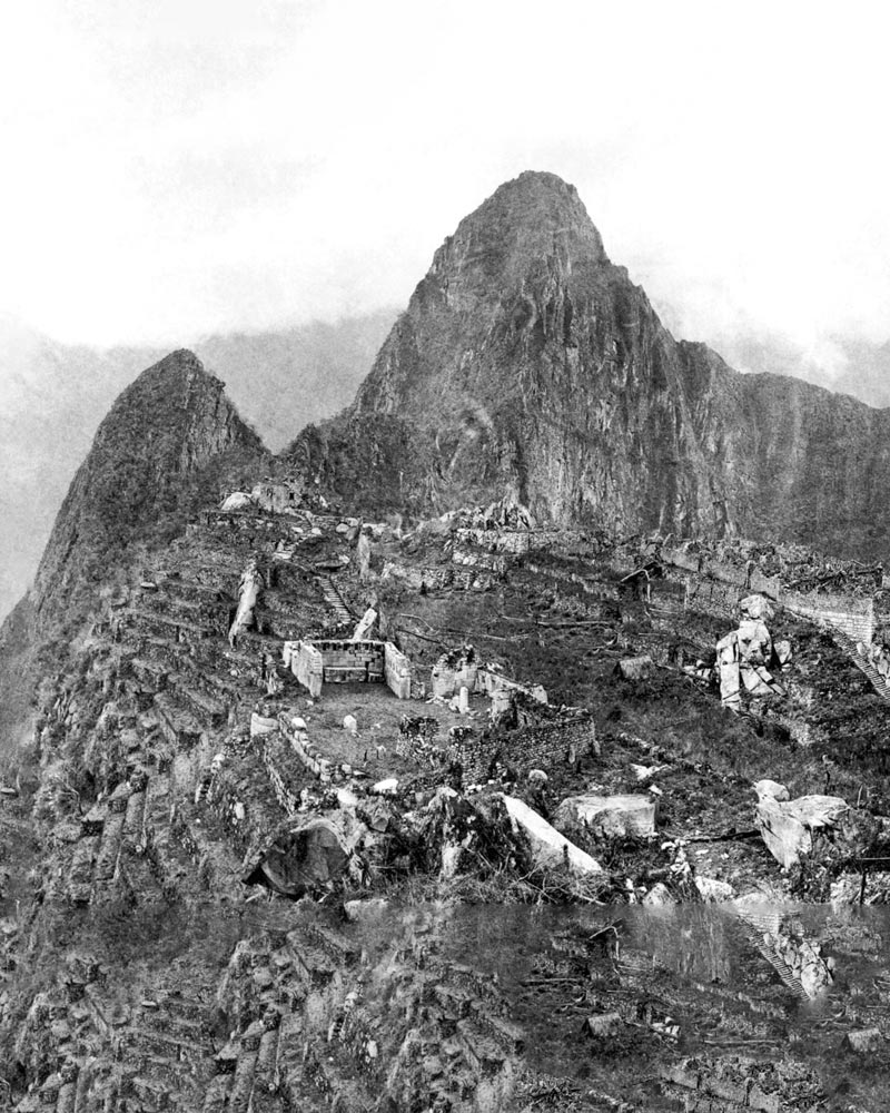 Old photo of the citadel of Machu Picchu