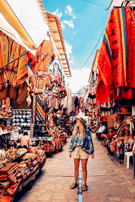 Cusco has plenty of spaces to shop for souvenirs
