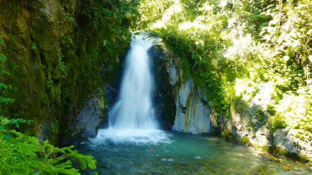 Best Things to See and Do Aguas Calientes Cusco Peru Los jardines mandor 1080x606