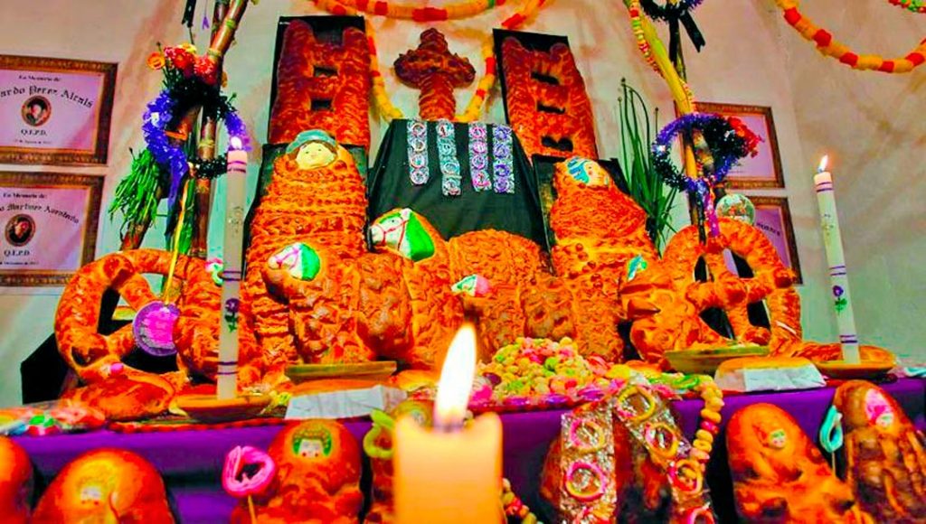 Mastasqa tradition for dead offering in Cusco-Peru