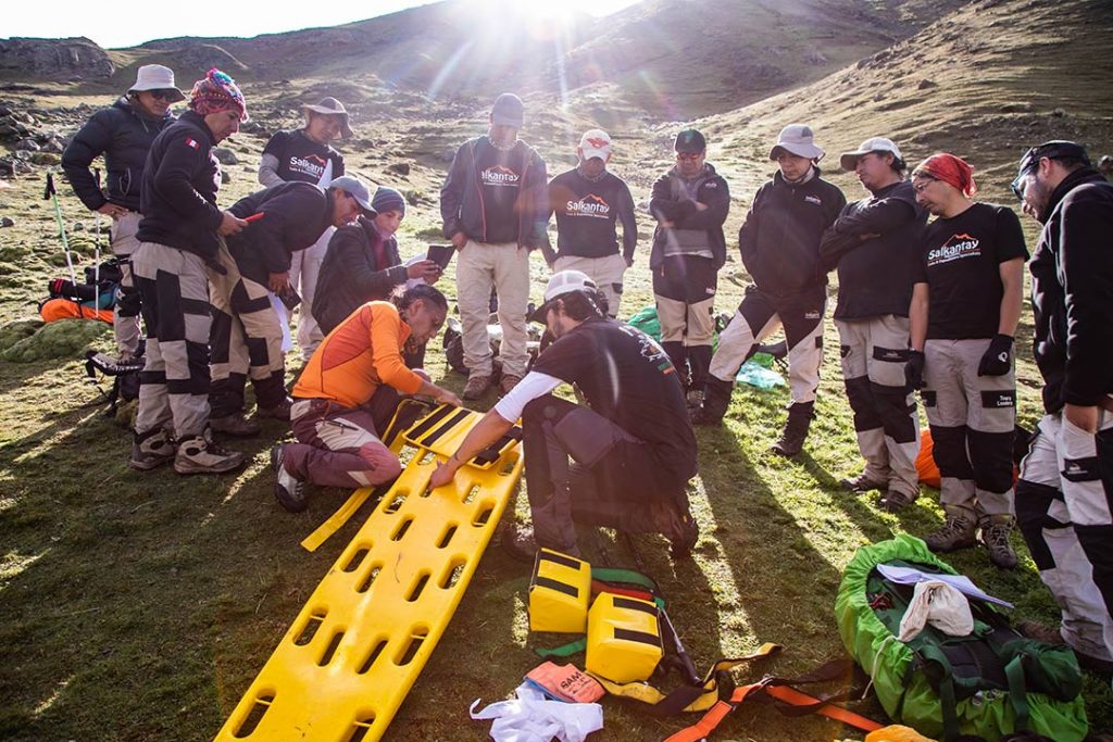 Staff training Salkantay Trekking 2022 Ausangate mountain first aid