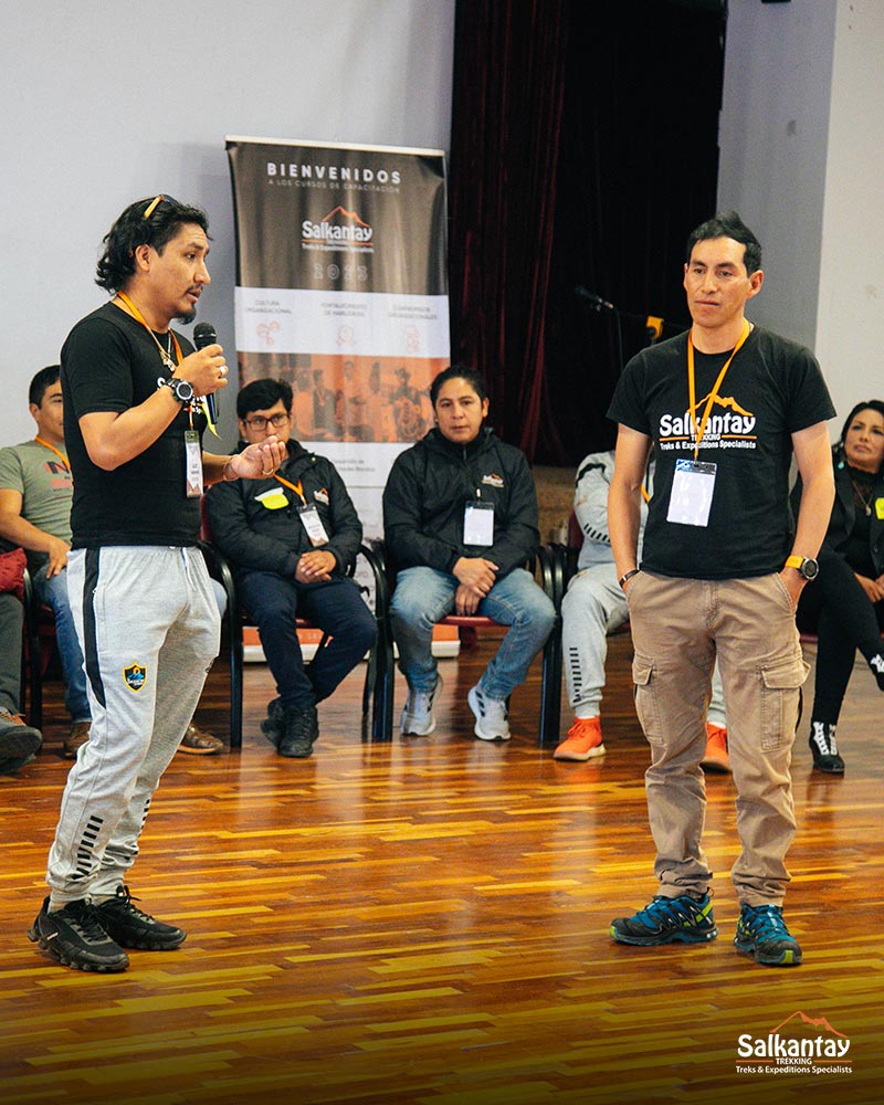 Tour guides making a dynamic