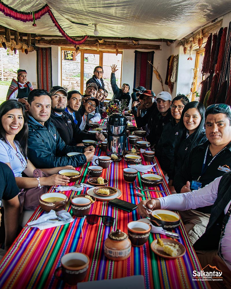 Traditional lunch in Misminay