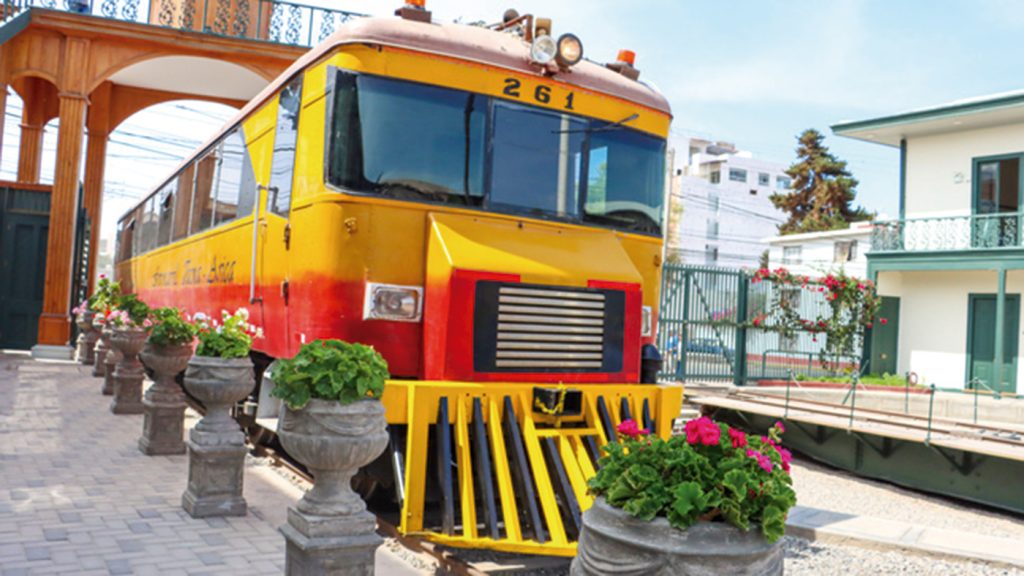 Train Tacna to Arica