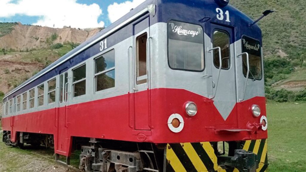 Train Macho Huancayo Peru