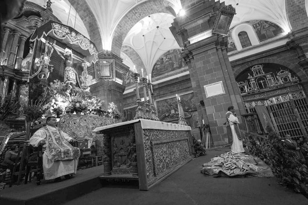 Señor de los Temblores - Fe y Devoción en el Corazón de los Andes
