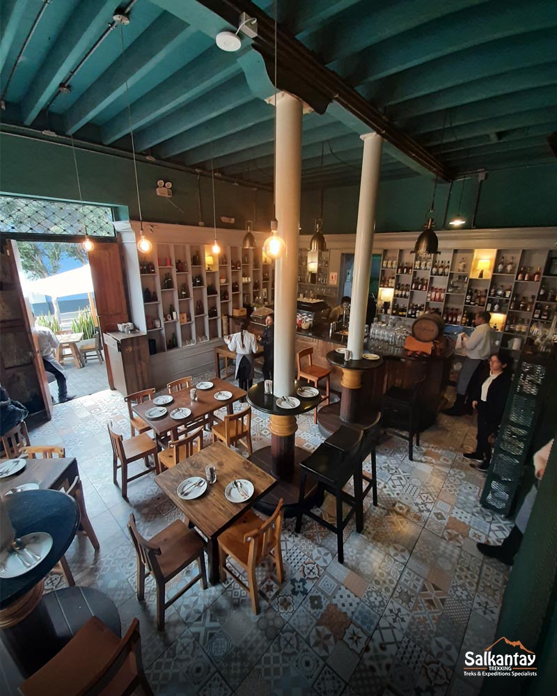 Isolina Restaurant