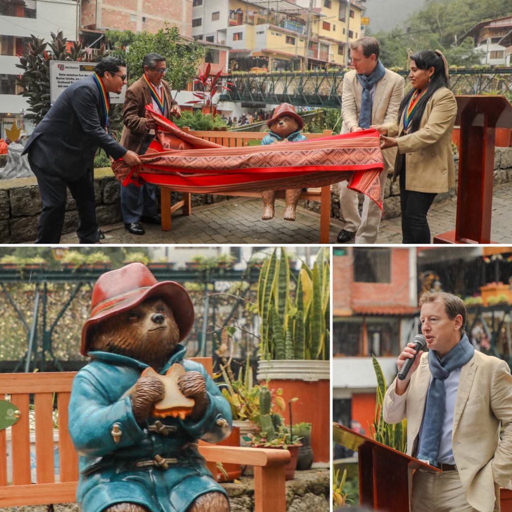 Paddington in Machu Picchu Pueblo | @GavinDCook