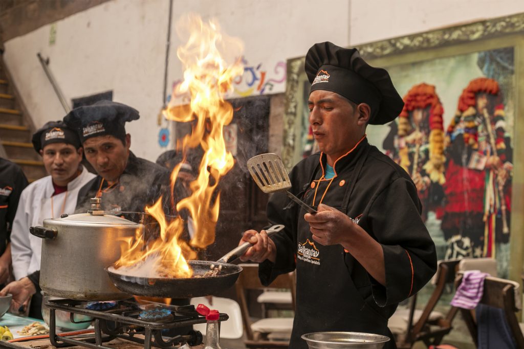 Training of cooks to start providing service on the treks