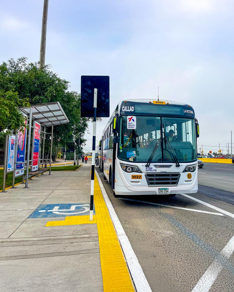 AeroDirecto bus stop