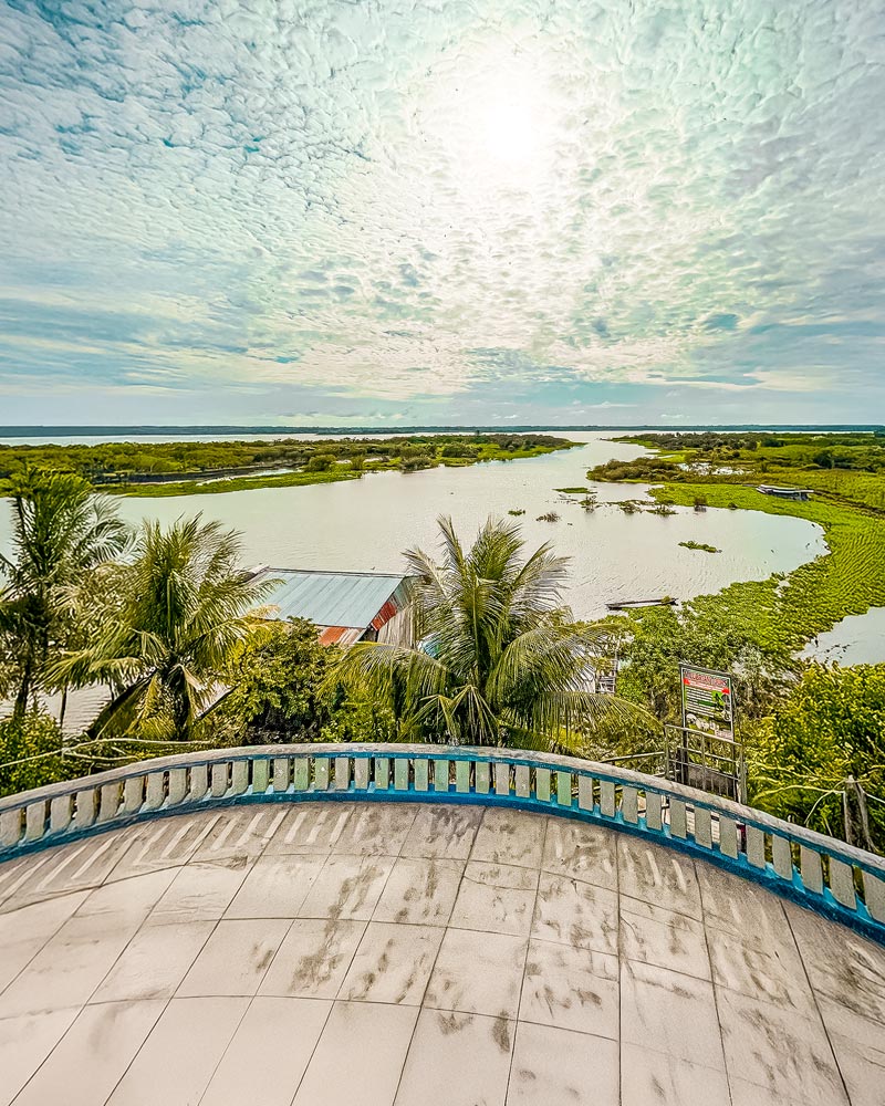 Iquitos Boardwalk and Boulevard