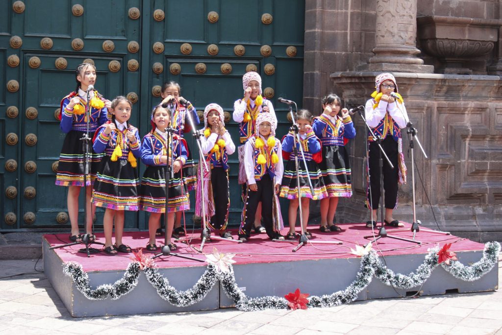 Children singing Christmas Carols in Quechua in Cusco