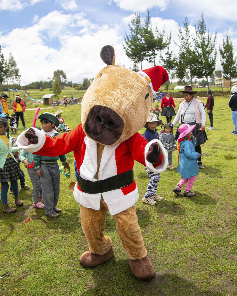 Participate in a Christmas chocolate party in Cusco