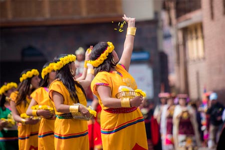 People staging the famous INTI RAYMI