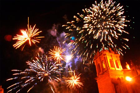 The famous night of lights and sound in the city of Cusco