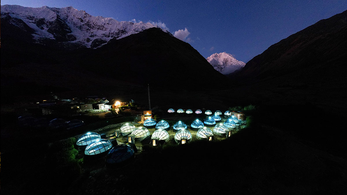 Spend the night in our Sky Camp at Soraypampa