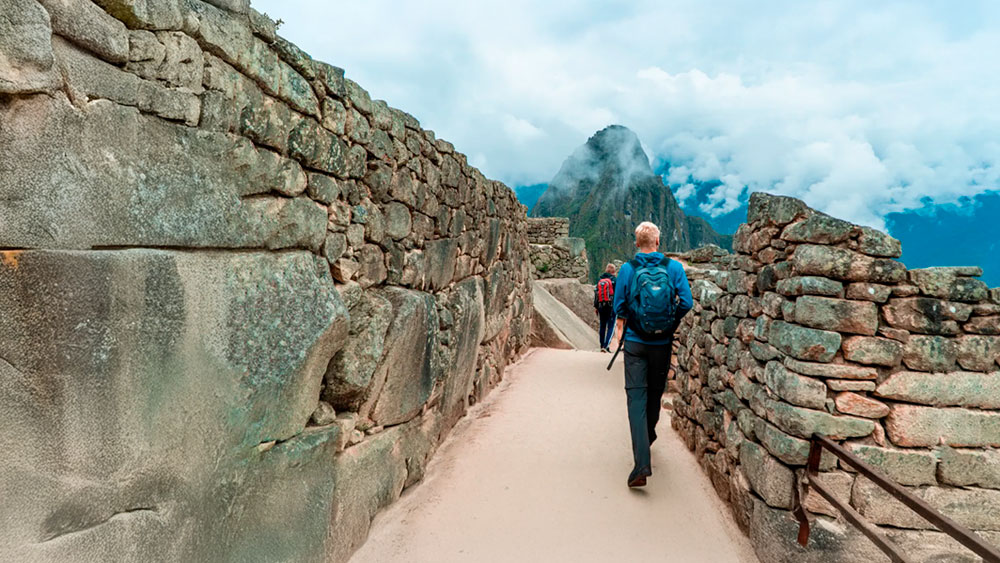 The best route to Machu Picchu, an Amazing Cultural & Adventure Experience in Cusco, Peru