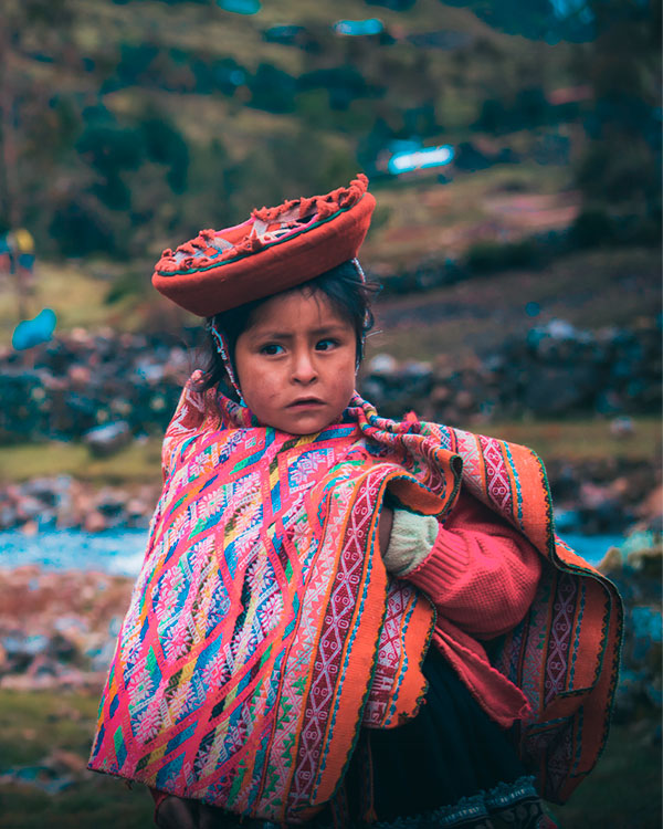 https://www.salkantaytrekking.com/images/hero/poster-the-lares-peru-600x750.jpg