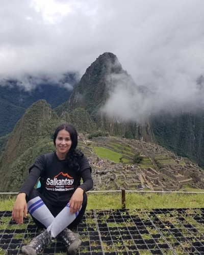 Trek to Machu Picchu by @alexitayta