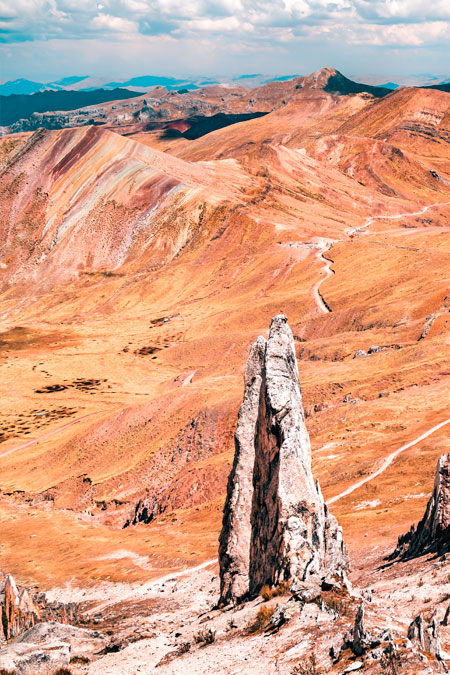 Rainbow mountains expanse